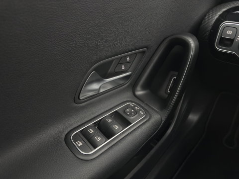 Mercedes-Benz CLA-Klasse Shooting Brake 250 e Business Line (Plug-in) (INCL.BTW) Aut. *LEATHER-FABRIC | FULL-LED | HEATED-COMFORTSEATS | DIGI-COCKPIT | DAB+ | NAVI-FULLMAP | CAMERA | SHIFTPADDLES | 17''ALU | TOWBAR*
