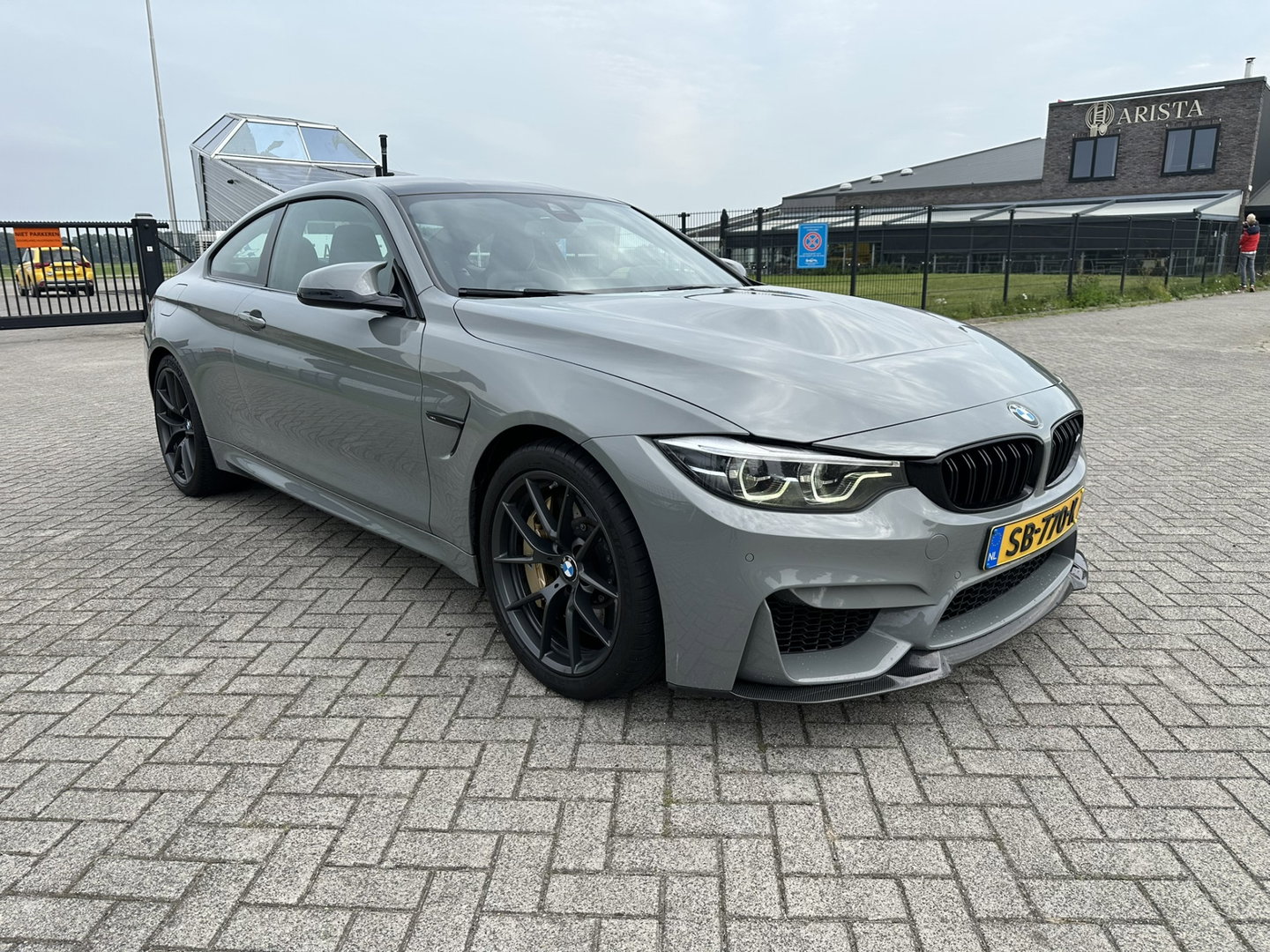 BMW M4 CS Aut. *CERAMIC-BRAKES | HEAD-UP | FULL-LED | CARBON-PACK | LEATHER-MICROFIBRE | HEATED-SPORTSEATS | HIFI-SOUND | CAMERA | NAVI-FULLMAP | 19&20''ALU | ECC | PDC*
