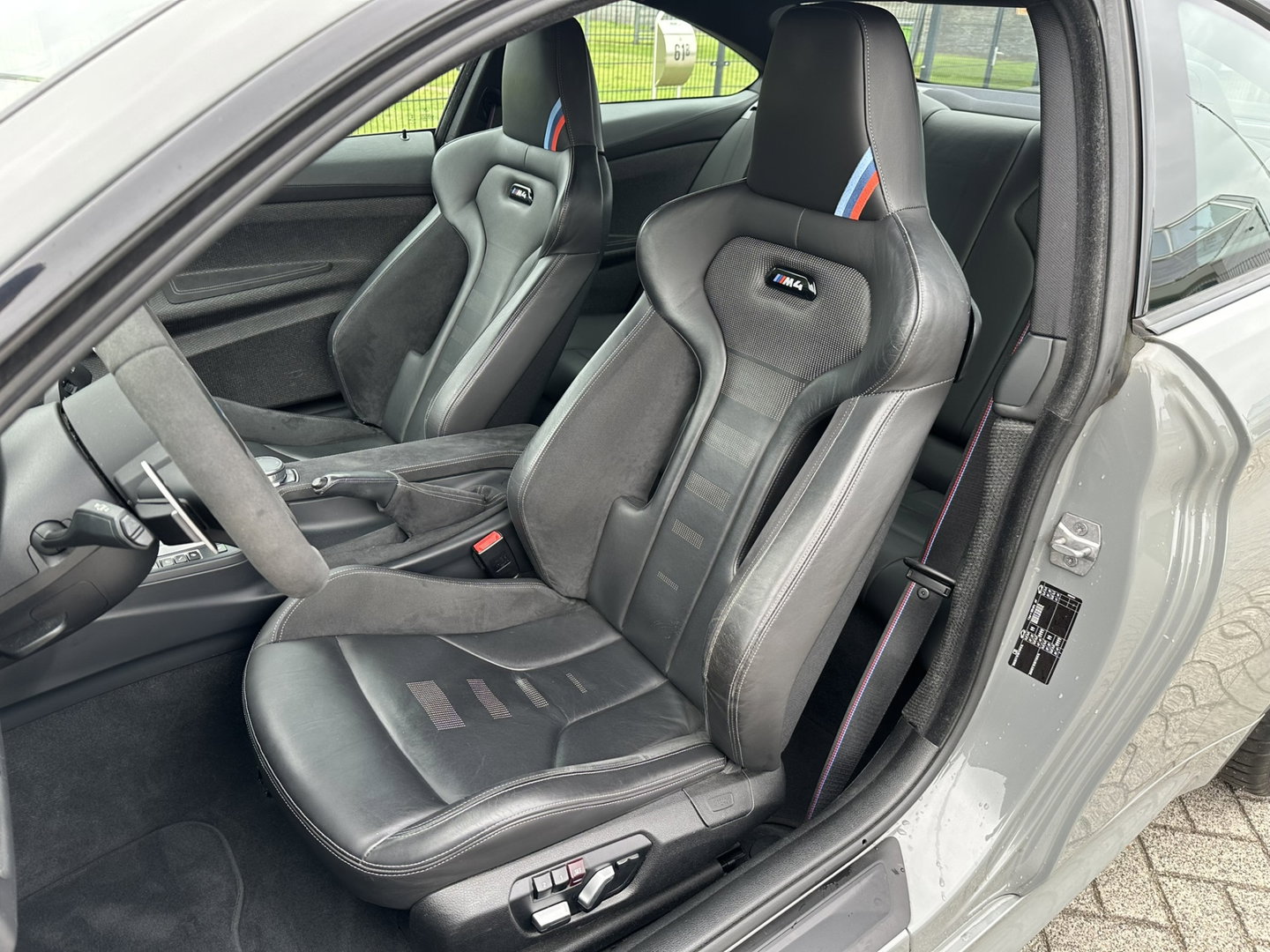 BMW M4 CS Aut. *CERAMIC-BRAKES | HEAD-UP | FULL-LED | CARBON-PACK | LEATHER-MICROFIBRE | HEATED-SPORTSEATS | HIFI-SOUND | CAMERA | NAVI-FULLMAP | 19&20''ALU | ECC | PDC*