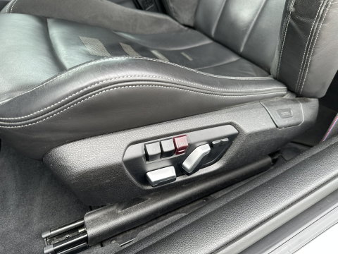 BMW M4 CS Aut. *CERAMIC-BRAKES | HEAD-UP | FULL-LED | CARBON-PACK | LEATHER-MICROFIBRE | HEATED-SPORTSEATS | HIFI-SOUND | CAMERA | NAVI-FULLMAP | 19&20''ALU | ECC | PDC*
