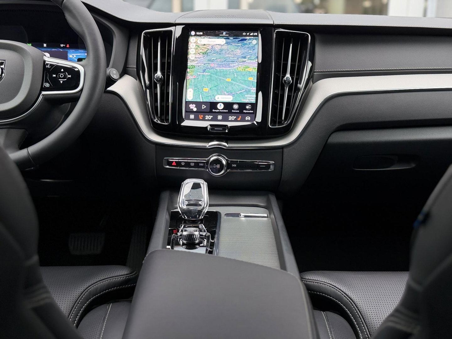Volvo XC60 2.0 T8 455 PK Plug-in hybrid AWD Ultra Black Ed. |Luchtvering|Nappa/Massage/Ventilatie|Trekhaak