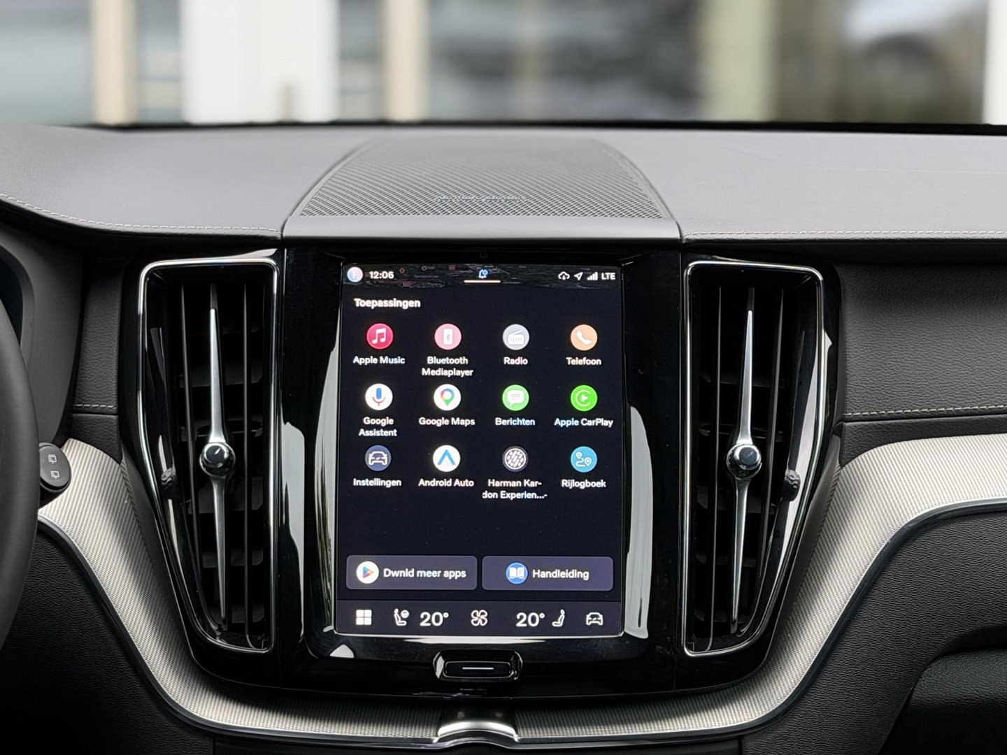 Volvo XC60 2.0 T8 455 PK Plug-in hybrid AWD Ultra Black Ed. |Luchtvering|Nappa/Massage/Ventilatie|Trekhaak