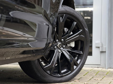 Volvo XC60 2.0 T8 455 PK Plug-in hybrid AWD Ultra Black Ed. |Luchtvering|Nappa/Massage/Ventilatie|Trekhaak