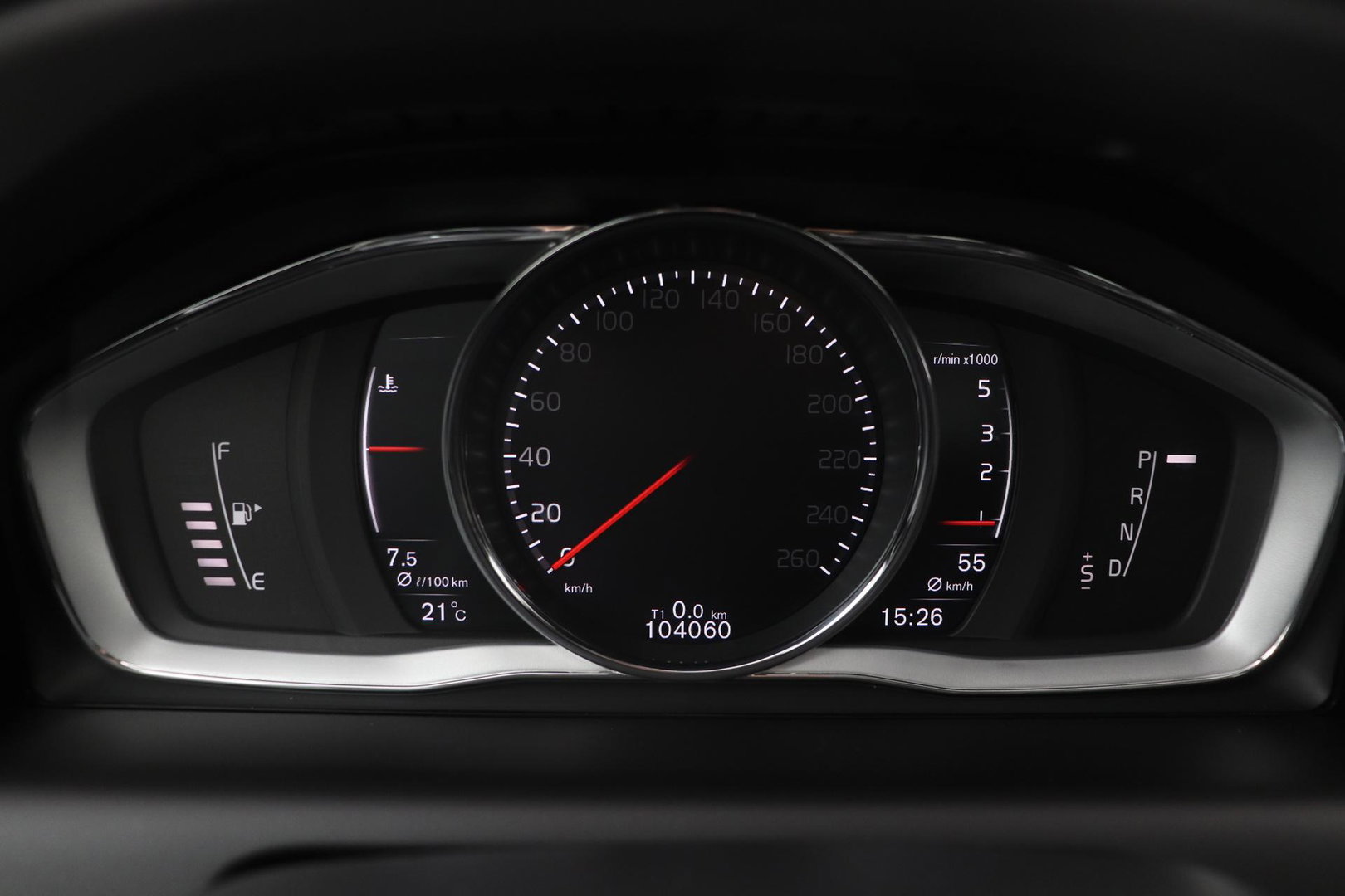 Volvo XC60 2.4 D4 Summum | 5-cilinder | Panoramadak | Trekhaak | Camera | Navigatie | Stoelverwarming | Verwarmde voorruit