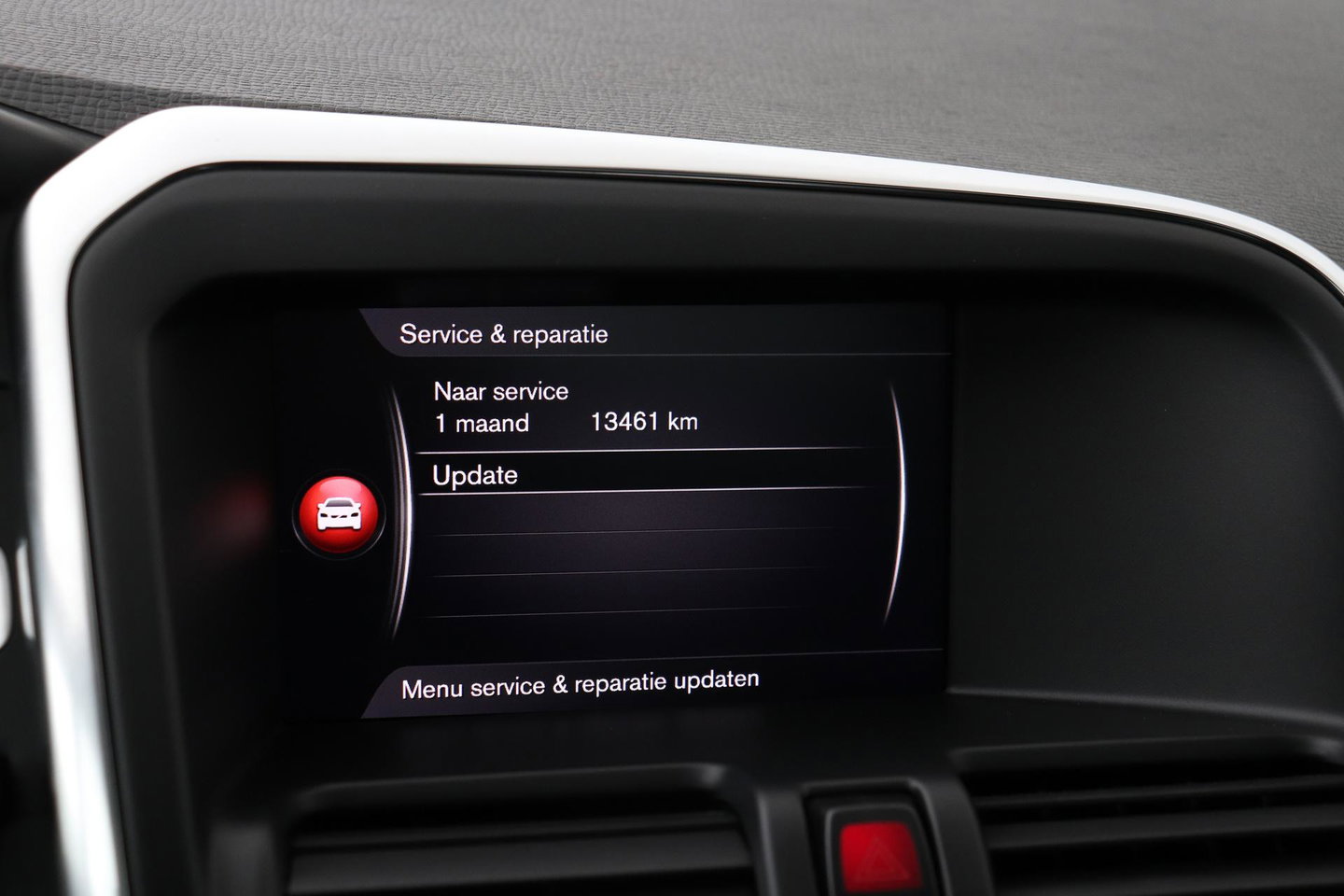 Volvo XC60 2.4 D4 Summum | 5-cilinder | Panoramadak | Trekhaak | Camera | Navigatie | Stoelverwarming | Verwarmde voorruit