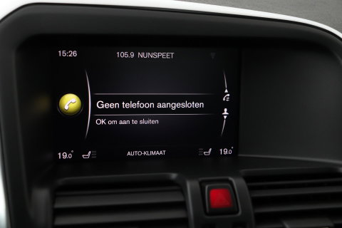 Volvo XC60 2.4 D4 Summum | 5-cilinder | Panoramadak | Trekhaak | Camera | Navigatie | Stoelverwarming | Verwarmde voorruit