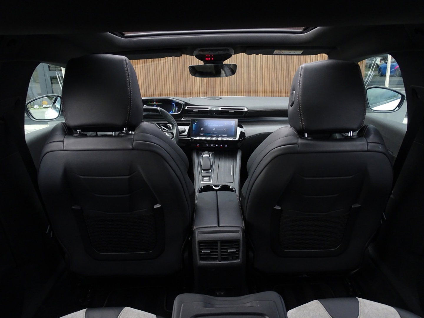 Peugeot 508 SW 1.6 Hybrid 225PK / GT Line / pano / nachtzicht / Falcon / massage / BTW