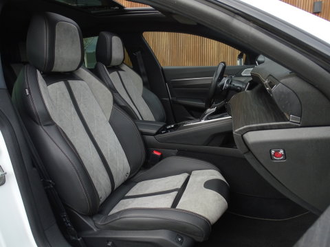 Peugeot 508 SW 1.6 Hybrid 225PK / GT Line / pano / nachtzicht / Falcon / massage / BTW