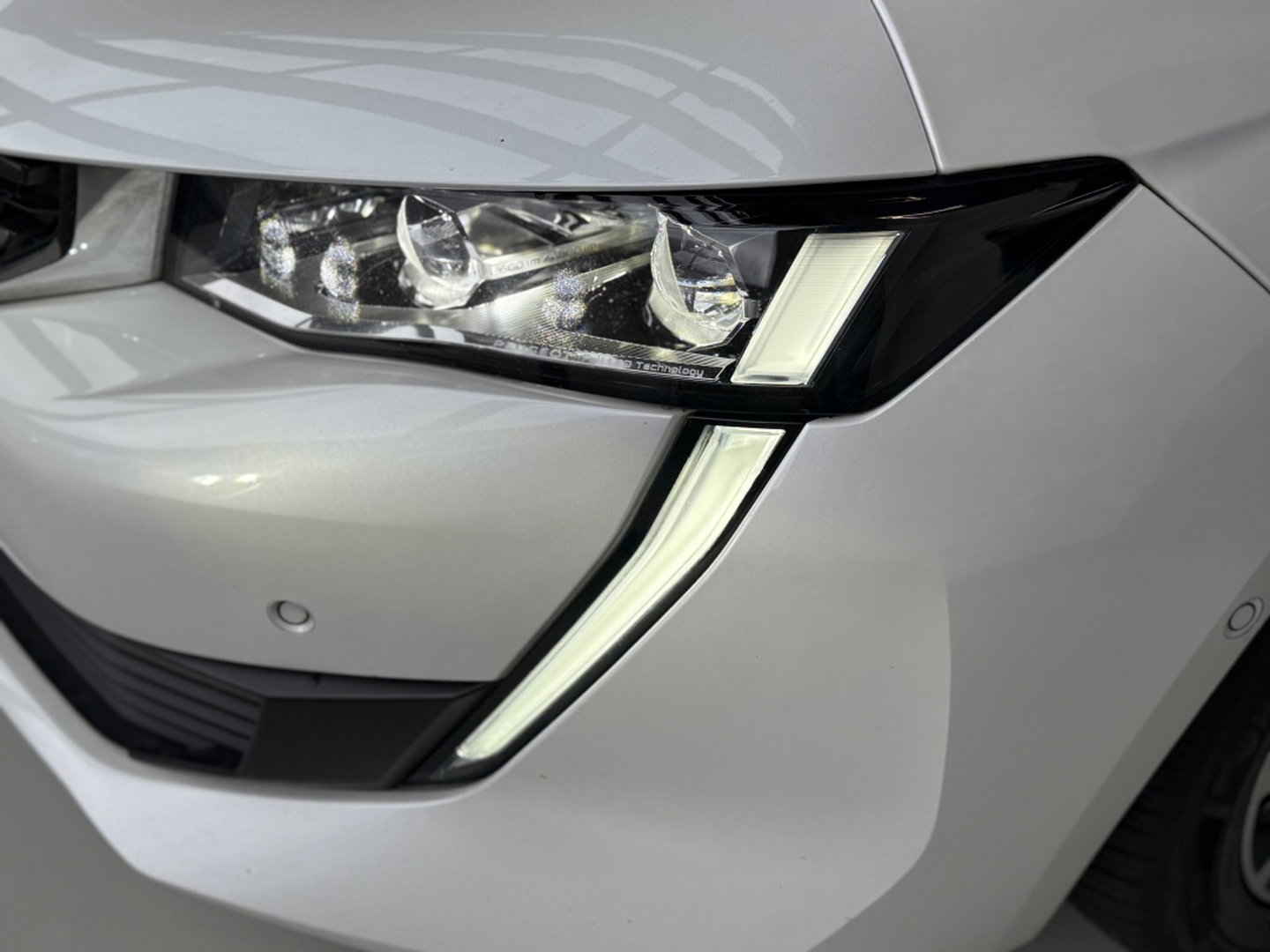 Peugeot 508 SW 1.6 Hybrid 225PK / GT Line / pano / nachtzicht / Falcon / massage / BTW