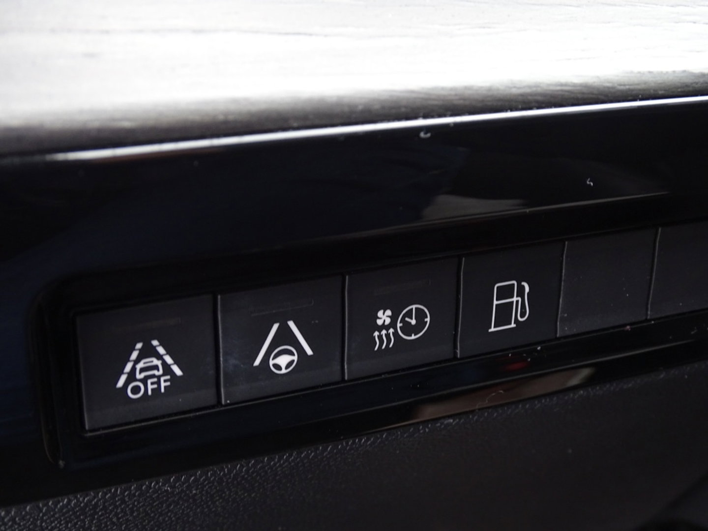 Peugeot 508 SW 1.6 Hybrid 225PK / GT Line / pano / nachtzicht / Falcon / massage / BTW