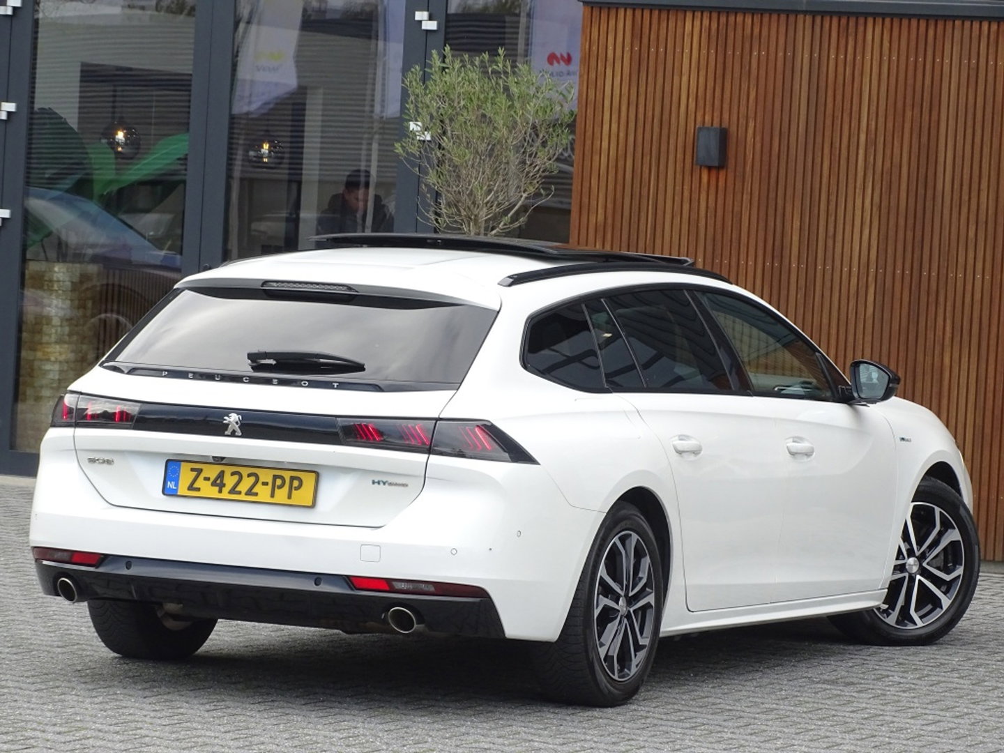 Peugeot 508 SW 1.6 Hybrid 225PK / GT Line / pano / nachtzicht / Falcon / massage / BTW