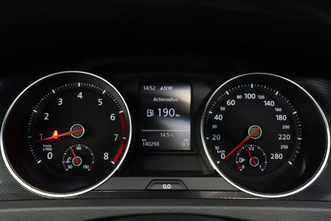 Volkswagen Golf 2.0 TSI GTI Performance 230PK | PERFORMANCE | PANO | DCC | DISCOVER PRO | PARK ASSIST | STOELVERWARMING