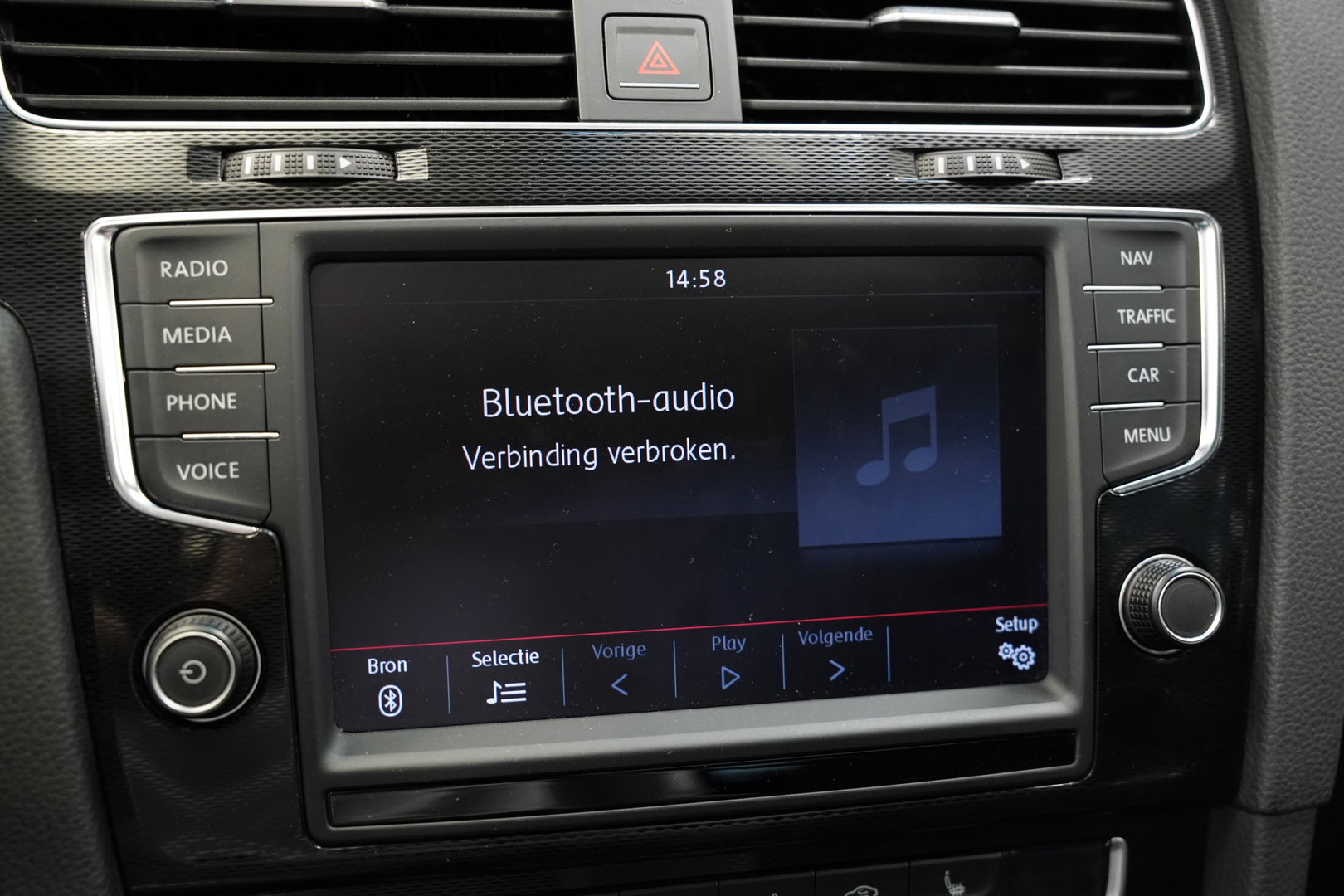 Volkswagen Golf 2.0 TSI GTI Performance 230PK | PERFORMANCE | PANO | DCC | DISCOVER PRO | PARK ASSIST | STOELVERWARMING