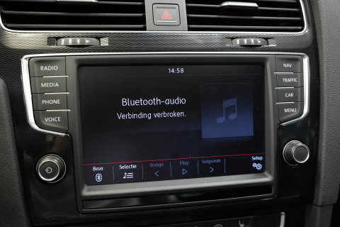 Volkswagen Golf 2.0 TSI GTI Performance 230PK | PERFORMANCE | PANO | DCC | DISCOVER PRO | PARK ASSIST | STOELVERWARMING