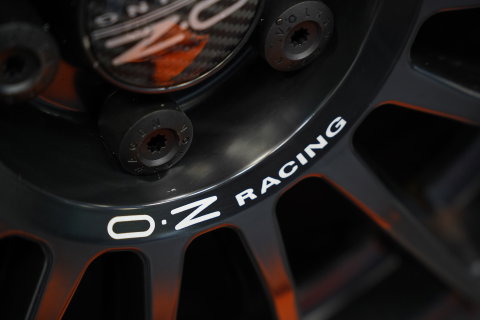 Volkswagen Golf 2.0 TSI GTI Performance 230PK | PERFORMANCE | PANO | DCC | DISCOVER PRO | PARK ASSIST | STOELVERWARMING
