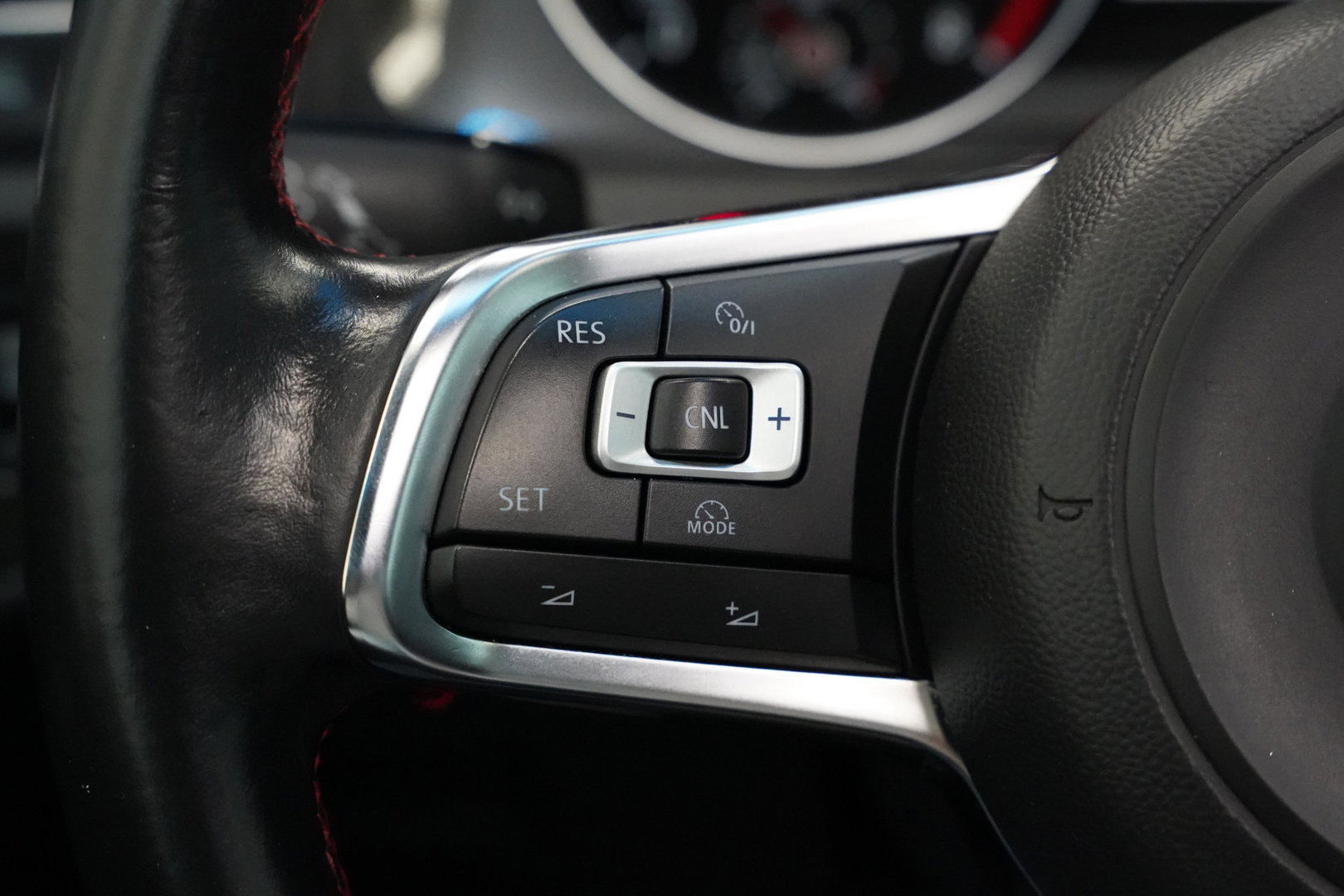Volkswagen Golf 2.0 TSI GTI Performance 230PK | PERFORMANCE | PANO | DCC | DISCOVER PRO | PARK ASSIST | STOELVERWARMING