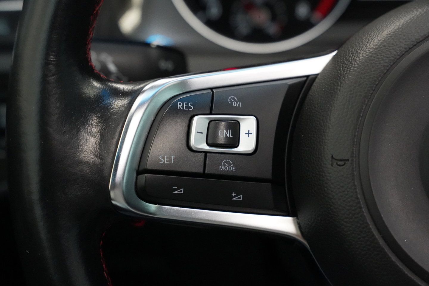 Volkswagen Golf 2.0 TSI GTI Performance 230PK | PERFORMANCE | PANO | DCC | DISCOVER PRO | PARK ASSIST | STOELVERWARMING