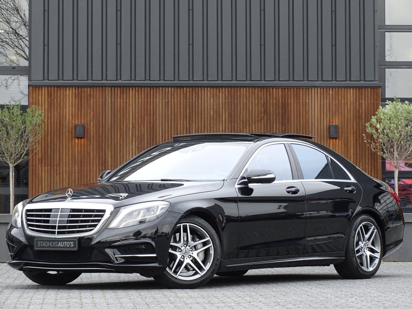 Mercedes-Benz S-Klasse S400 V6 333PK Hybrid / AMG / LED / 360°