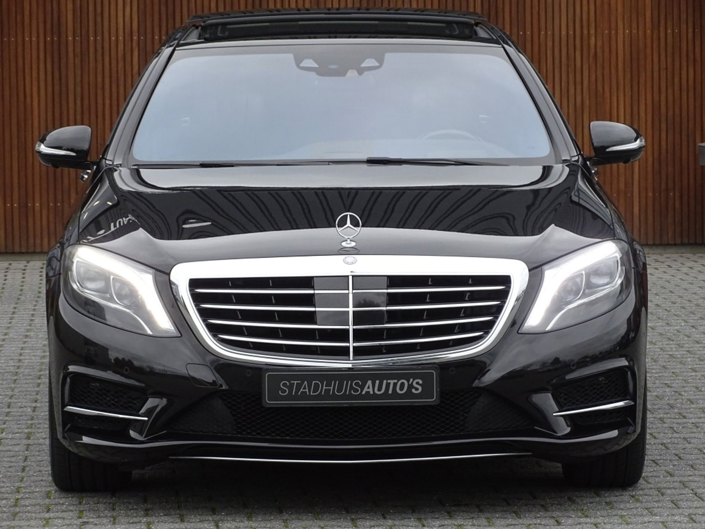 Mercedes-Benz S-Klasse S400 V6 333PK Hybrid / AMG / LED / 360°