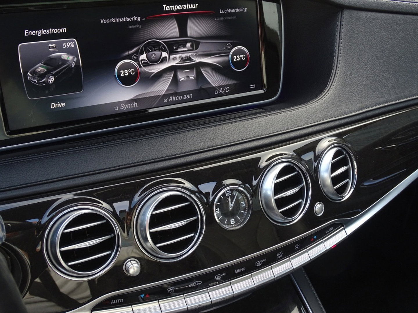Mercedes-Benz S-Klasse S400 V6 333PK Hybrid / AMG / LED / 360°