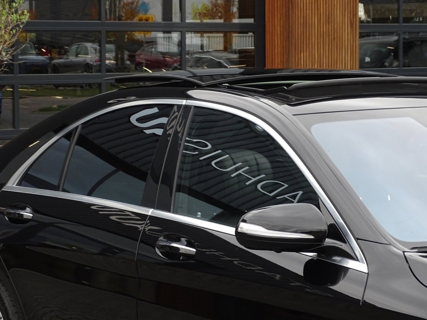 Mercedes-Benz S-Klasse S400 V6 333PK Hybrid / AMG / LED / 360°