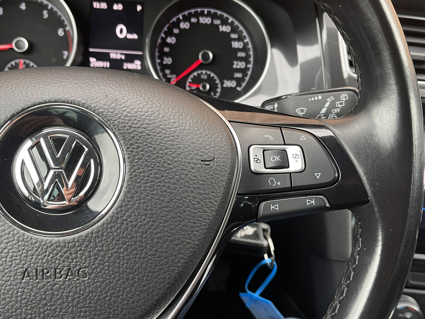 Volkswagen Golf Variant 1.0 TSI Comfortline | Afneembare Trekhaak | Adaptieve Cruise Control |Parkeersensoren | Apple Carplay/Android Auto | DAB |