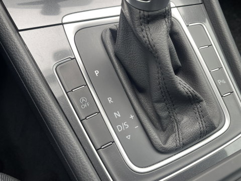 Volkswagen Golf Variant 1.0 TSI Comfortline | Afneembare Trekhaak | Adaptieve Cruise Control |Parkeersensoren | Apple Carplay/Android Auto | DAB |