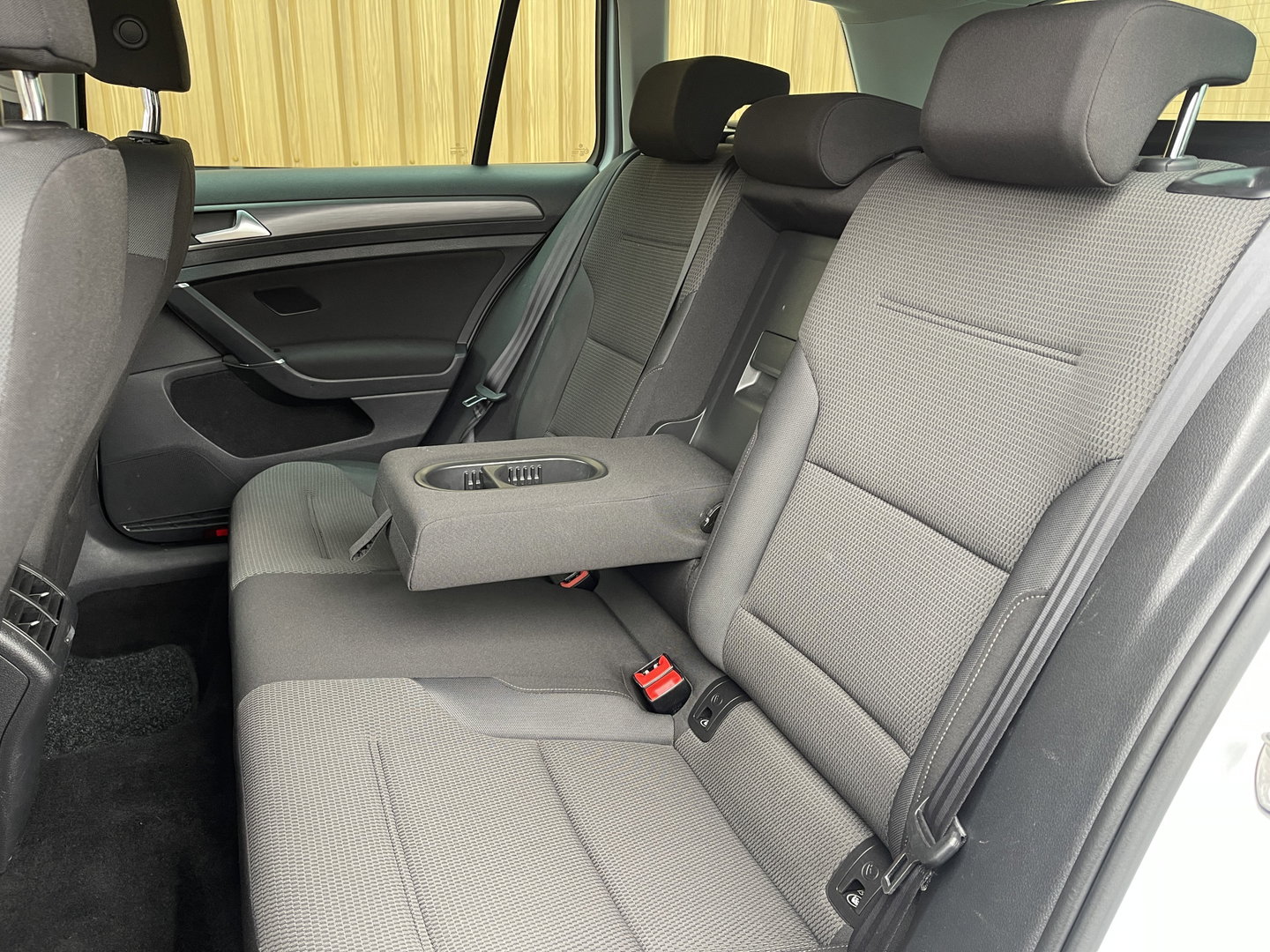 Volkswagen Golf Variant 1.0 TSI Comfortline | Afneembare Trekhaak | Adaptieve Cruise Control |Parkeersensoren | Apple Carplay/Android Auto | DAB |
