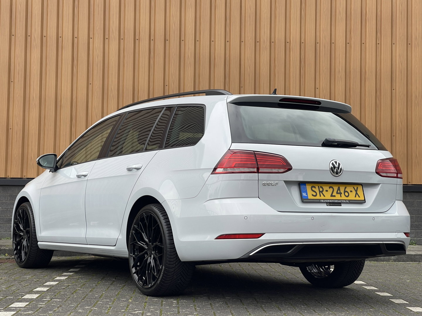 Volkswagen Golf Variant 1.0 TSI Comfortline | Afneembare Trekhaak | Adaptieve Cruise Control |Parkeersensoren | Apple Carplay/Android Auto | DAB |