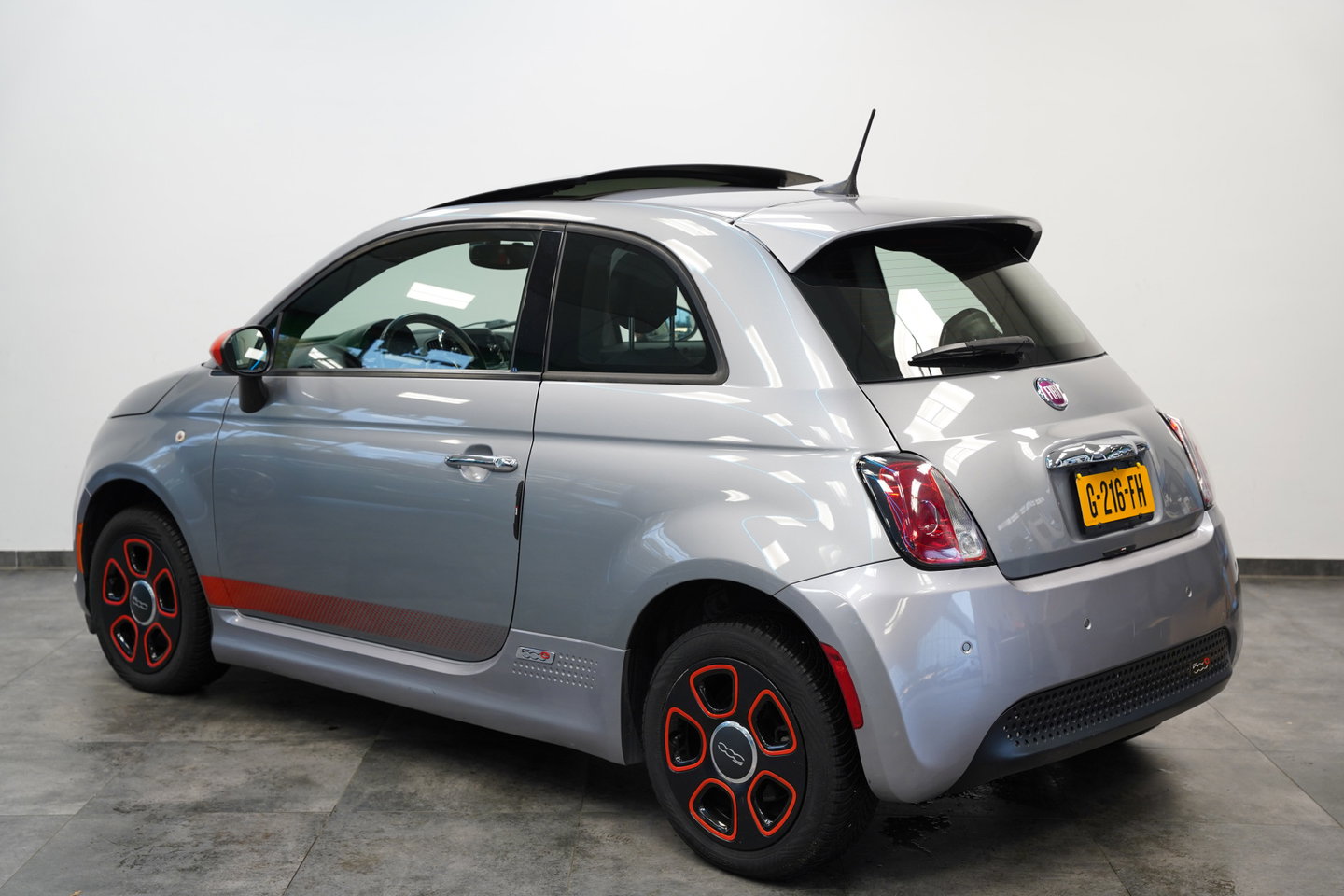 Fiat 500e 24kwh Panoramadak Stoelverwarming Leer