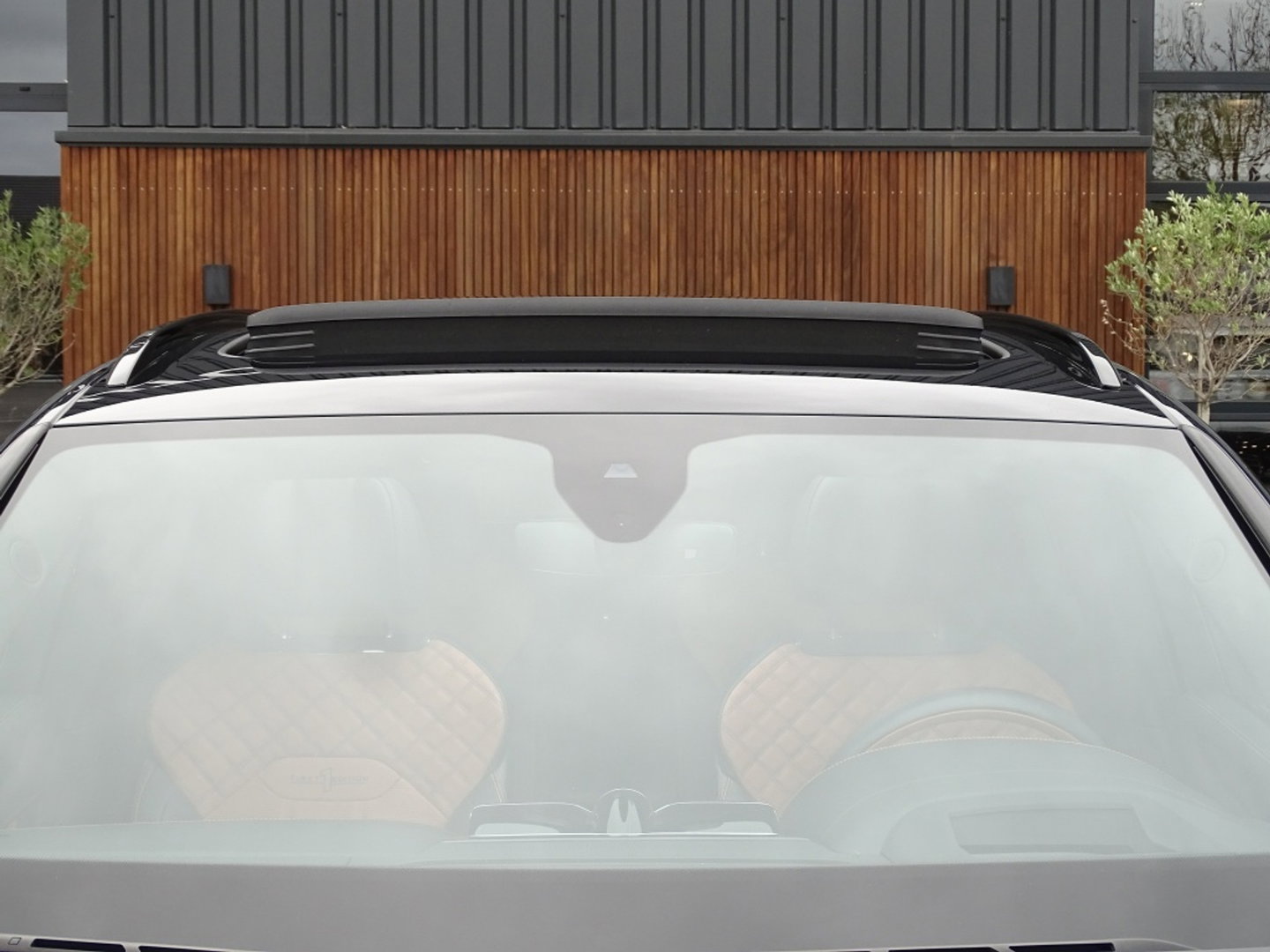 Bentley Bentayga 4.0 V8 550PK / Naim / 4-pers VIP / massage / black ed. / 360°