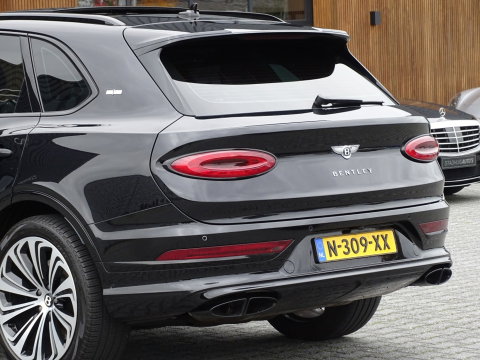 Bentley Bentayga 4.0 V8 550PK / Naim / 4-pers VIP / massage / black ed. / 360°