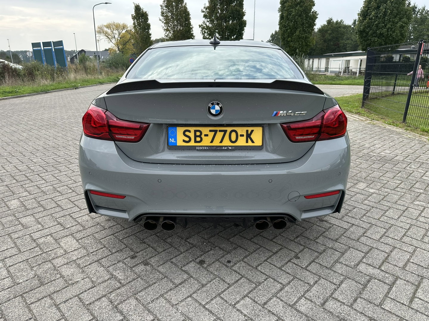 BMW M4 CS Aut. *CERAMIC-BRAKES | HEAD-UP | FULL-LED | CARBON-PACK | LEATHER-MICROFIBRE | HEATED-SPORTSEATS | HIFI-SOUND | CAMERA | NAVI-FULLMAP | 19&20''ALU | ECC | PDC*