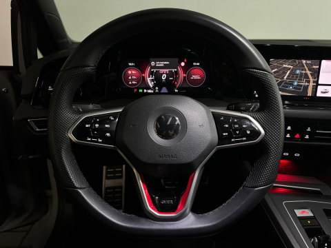 Volkswagen Golf 2.0 TSI GTI Pano|HuD|Trekhaak|Keyless|IQ|ACC