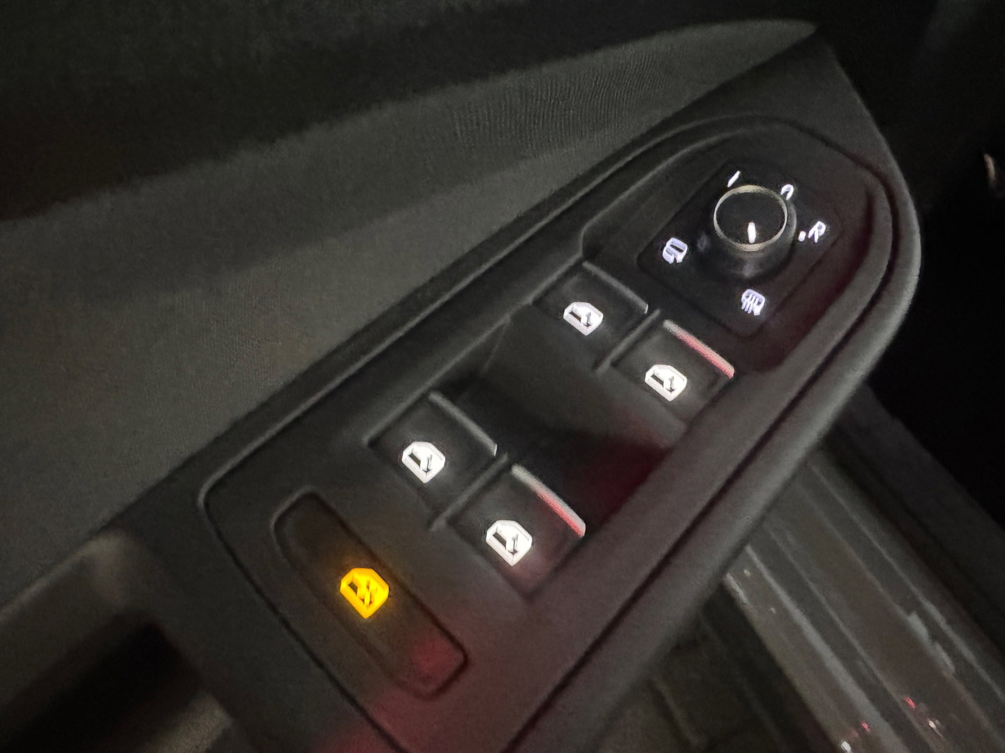 Volkswagen Golf 2.0 TSI GTI Pano|HuD|Trekhaak|Keyless|IQ|ACC
