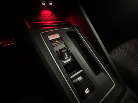 Volkswagen Golf 2.0 TSI GTI Pano|HuD|Trekhaak|Keyless|IQ|ACC
