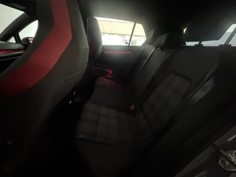 Volkswagen Golf 2.0 TSI GTI Pano|HuD|Trekhaak|Keyless|IQ|ACC