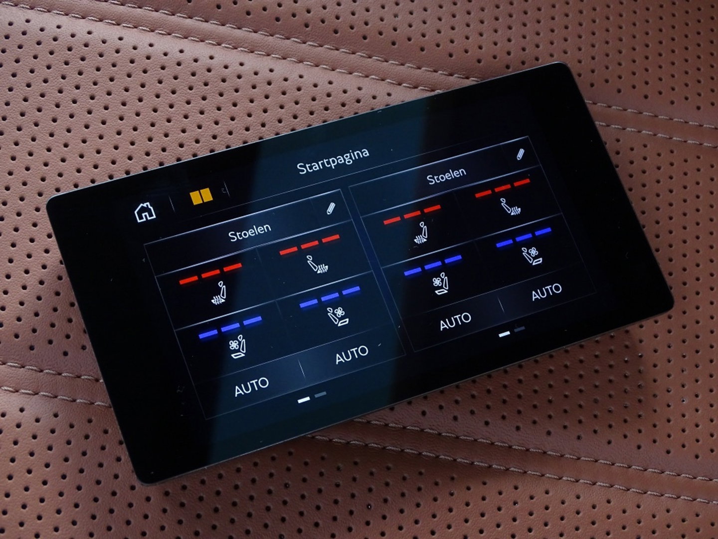 Bentley Bentayga 4.0 V8 550PK / Naim / 4-pers VIP / massage / black ed. / 360°