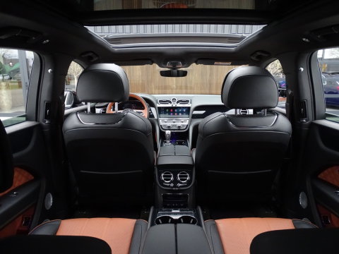 Bentley Bentayga 4.0 V8 550PK / Naim / 4-pers VIP / massage / black ed. / 360°