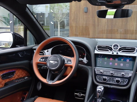 Bentley Bentayga 4.0 V8 550PK / Naim / 4-pers VIP / massage / black ed. / 360°