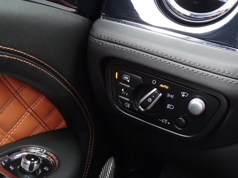 Bentley Bentayga 4.0 V8 550PK / Naim / 4-pers VIP / massage / black ed. / 360°