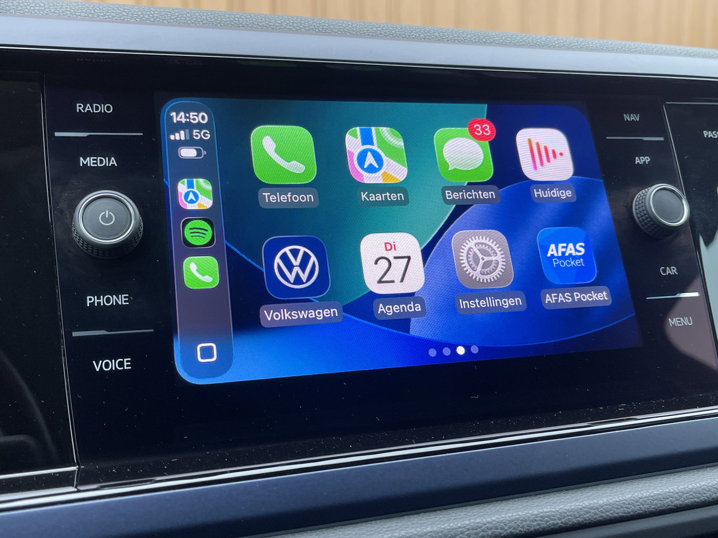 Volkswagen Polo 1.0 TSI Highline Business R | Cruise Control | Draadloze Apple Carplay/Android Auto | DAB | Stoelverwarming | Front Assist | Navigatie | Airconditioning |