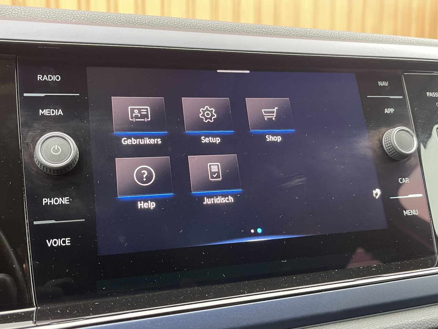 Volkswagen Polo 1.0 TSI Highline Business R | Cruise Control | Draadloze Apple Carplay/Android Auto | DAB | Stoelverwarming | Front Assist | Navigatie | Airconditioning |