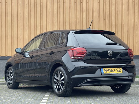 Volkswagen Polo 1.0 TSI Highline Business R | Cruise Control | Draadloze Apple Carplay/Android Auto | DAB | Stoelverwarming | Front Assist | Navigatie | Airconditioning |