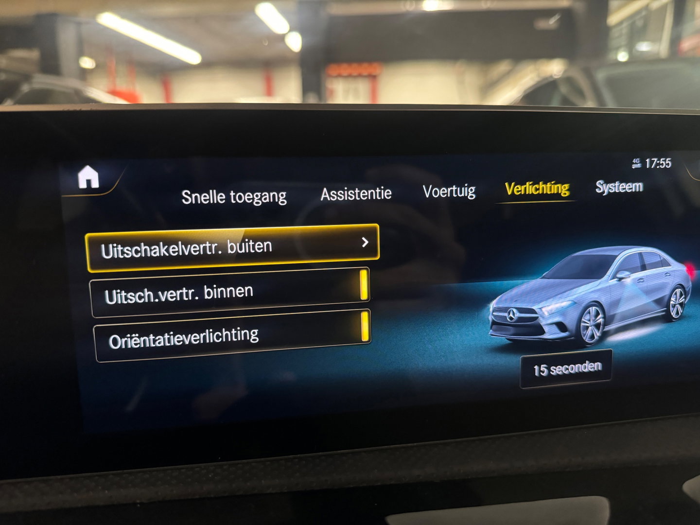 Mercedes-Benz A-Klasse 180 AMG Cruise Control|Lane Assist|Stoelverwarming
