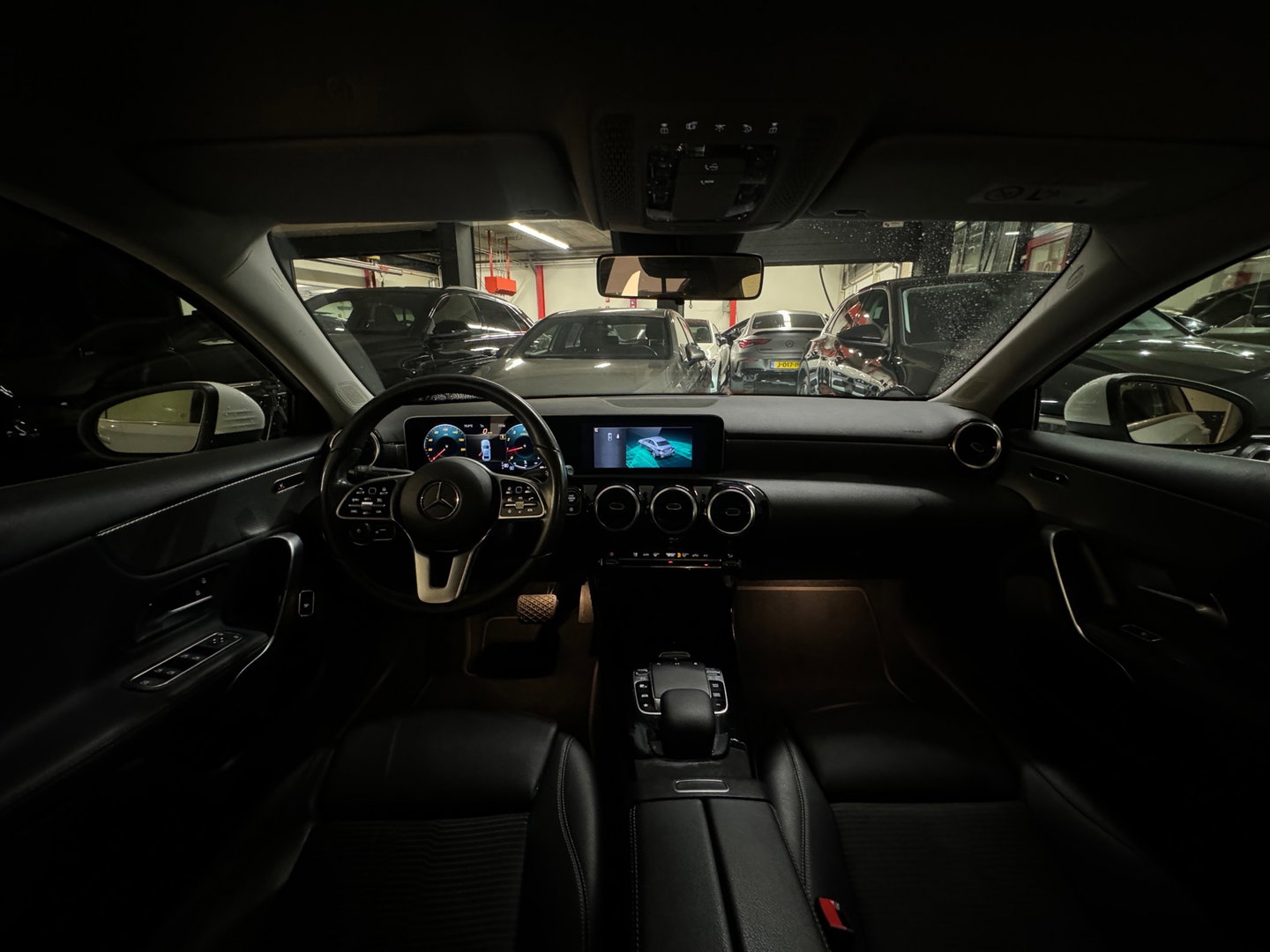 Mercedes-Benz A-Klasse 180 AMG Cruise Control|Lane Assist|Stoelverwarming