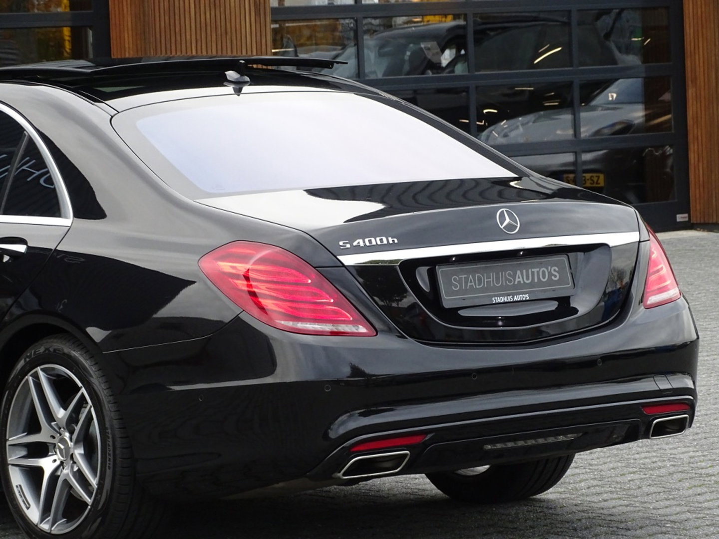 Mercedes-Benz S-Klasse S400 V6 333PK Hybrid / AMG / LED / 360°