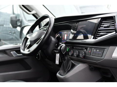 Volkswagen Transporter 2.0 TDI L2H1 30 DC Bulli Virtual, Adaptieve Cruise, Camera, Leder, LED, 2 x Schuifdeur, Stoelverwarming, Automaat, Uniek!