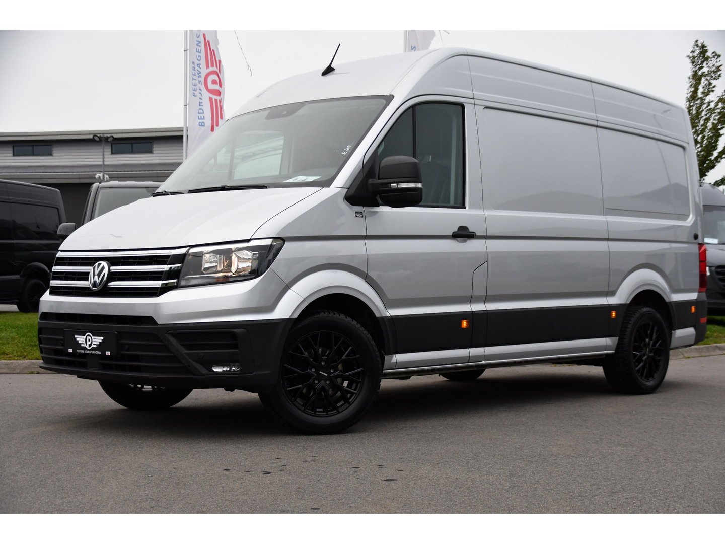 Volkswagen Crafter 35 2.0 TDI L3H3 PB Edition Camrea, Cruise, Carplay, Stoelverwarming, Automaat, 140pk, Geveerde stoel, Sensoren, Uniek!