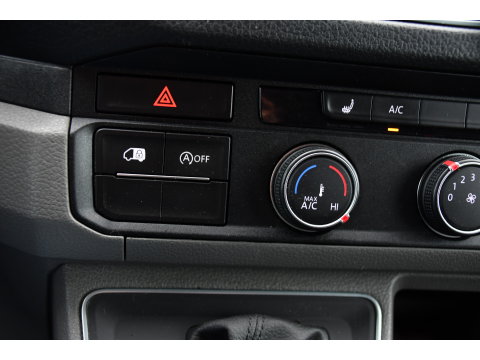 Volkswagen Crafter 35 2.0 TDI L3H3 PB Edition Camrea, Cruise, Carplay, Stoelverwarming, Automaat, 140pk, Geveerde stoel, Sensoren, Uniek!